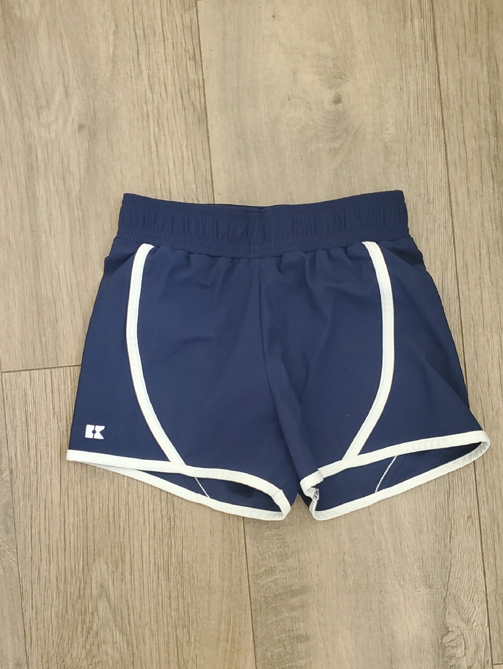 Courtside girls navy super short Size 3/4